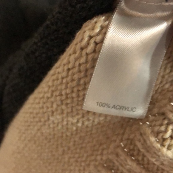 Avenue Design Sweater Collection Short Sleeve - Picture 7 of 8